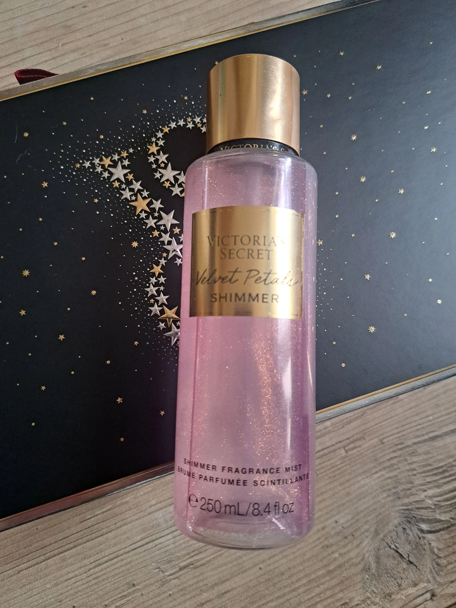 Brume corporelle parfumée Victoria's Secret Velvet Petals Shimmer 